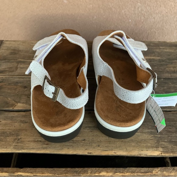 Flexus by Spring Step Tuvan Wedge Sandal - Picture 5 of 10